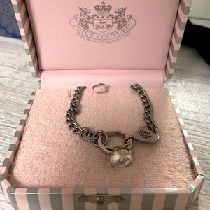 Juicy Coture toggle necklace